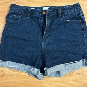 Women’s Shorts in size 6